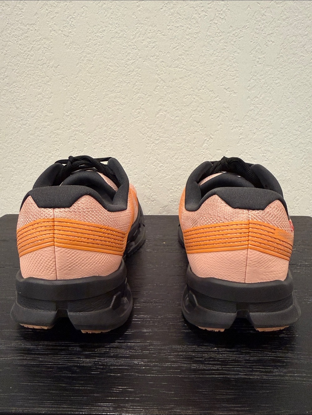 On Cloud Running Women's Size 11 Peach Orange Cloudtec Trainer W11 Workout Shoes - Picture 7 of 11